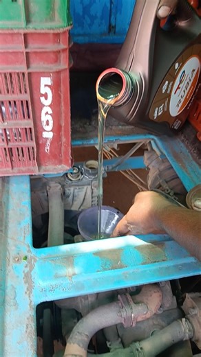 How to top up your engine oil
