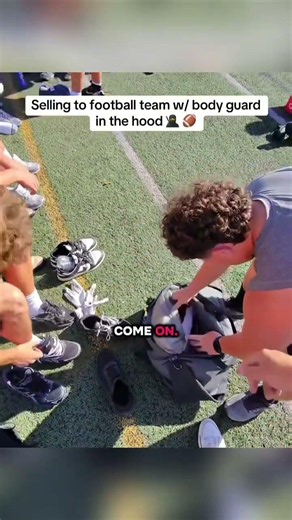 FOOTBALL PLAYERS BRAINS NEED TO BE STUDIED🤣RESELLING WILL CHANGE YOUR LIFE‼️CHECK BIO FOR VENDORS📦