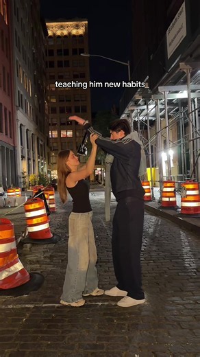 HALEYYBAYLEE (@haleyybaylee)’s video of teaching him new habits