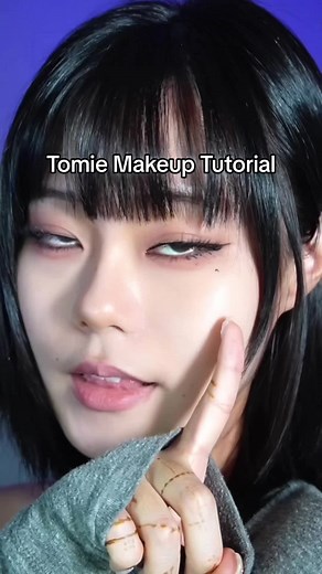 How to Perfectly Draw Bottom Lashes: Tomie Makeup Tutorial