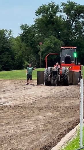 Super charged and turbo charged Case CC in Pawnee City Ne | Farm Stock Tractor Pullers