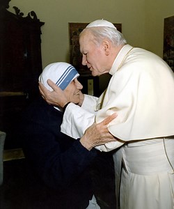 The Footsteps of Saints: Mother Teresa and John Paul II - The Catholic Thing