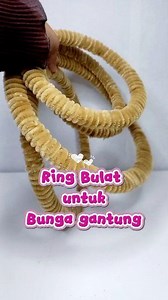 Membuat ring bunga gantung dari kardus bekas dan kawat bulu #tutorial #bungakawatbulu #diy #handcraft #handmade #pipecleanerart #fuzzywireflowers | Hanifaa Craftopia