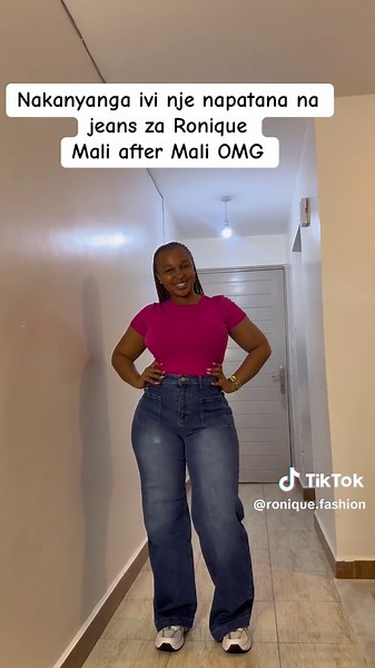 Stylish Wide Leg Jeans and Crop Tops for Women