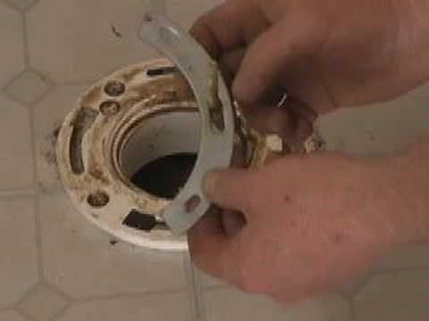 ROCKING OR LEAKING TOILET FLANGE REPAIR (CC)