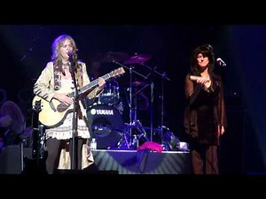 Heart Alive performing Stranded