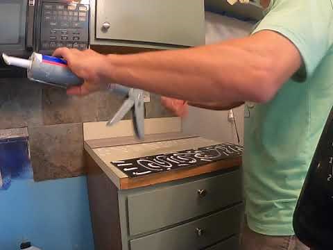 Timelapse Vinyl Plank Countertop Idea