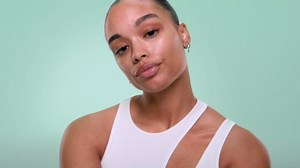 Almay Clear Complexion Foundation, Oil-Free Face Makeup for Acne-Prone Skin, Buildable Coverage, Soft-Matte Finish, Vegan, 100, 1 fl oz