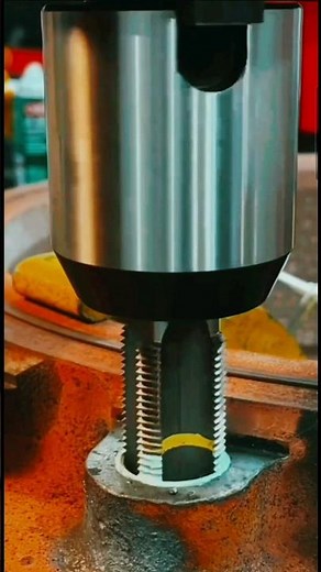 Installing Key Locking Threaded inserts to repair damaged tapped Holes in Cast Iron Housing