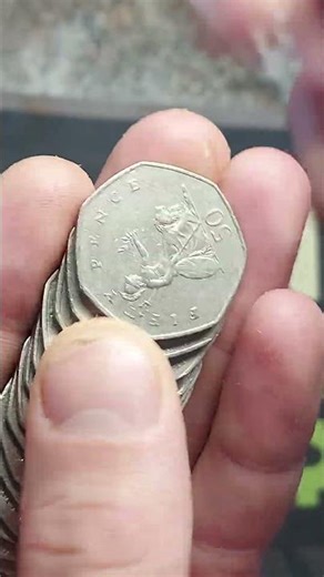 1 LUCKY BAG 50p Coin Hunt EP898