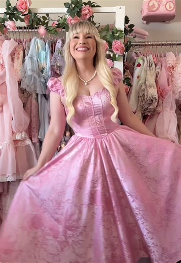 PRETTY PINK BARBIE DRESSES from @jessakae 💖 Which one do you prefer? 🎀 PINK GINGHAM (Elle Dress) 👸 PINK PRINCESS (Carolyn Dress) The gingham definitely gives me Work Barbie vibes while the dainty puff sleeve is more Barbie Princess 🌸👑 I just adore both!! Available in XXS-6X (go up one size in Elle!) Use LIZZIEINLACE for 15% off! #jessakae #barbie #pink #dresses #barbiestyle