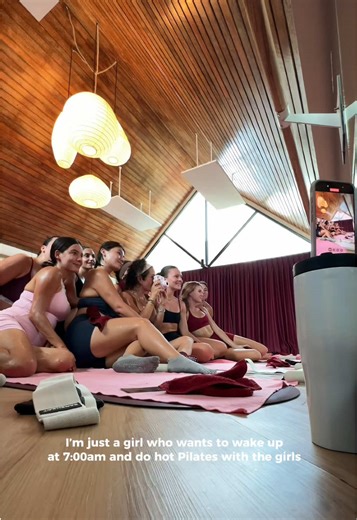 Hot Pilates with the girls? Sign me up 🙌🏼 anyone else agrees? ✨ #balilifestyle #hotpilates #girlythings