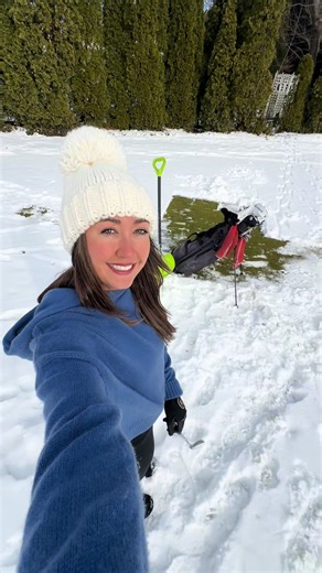 Outdoor sport #golf #golfswing #snow #fyp