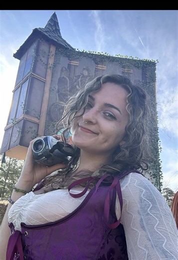 Everything is campier on a camcorder🧚🏻✨ bought my first sword at @rvarenfaire 🖤#renfaire #renaissancefaire #camcorder #medievaltiktok #medieval @Megaiiin @grace