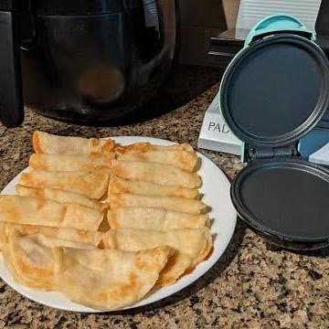3 Ingredient Dash Mini Griddle Maker Keto Tortilla