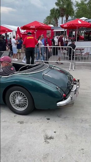 1961 Austin Healey 100-6 BN4 Roadster