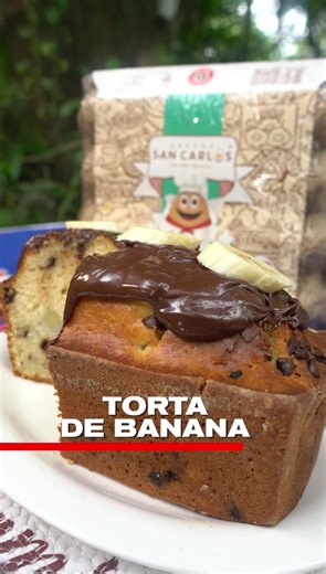 💥Algo dulce para acompañar este hermoso domingo 😋 hoy vamos a cocinar juntos una torta de banana 😃un clásico pero que te acompaña siempre @huevossancarlos.oficial “Son Más Naturales” 👩🏻‍🍳Receta: ✔️6 bananas ✔️4 @huevossancarlos.oficial ✔️350 gramos de harina leudante ✔️200 gramos de azúcar ✔️200 gramos manteca de leche ✔️200 ml de leche ✔️Chips de chocolate c/n # Preparación: ✔️Batimos manteca, huevos y azúcar. ✔️Agregamos las bananas picadas. ✔️Integramos la mezcla con la harina leudante 