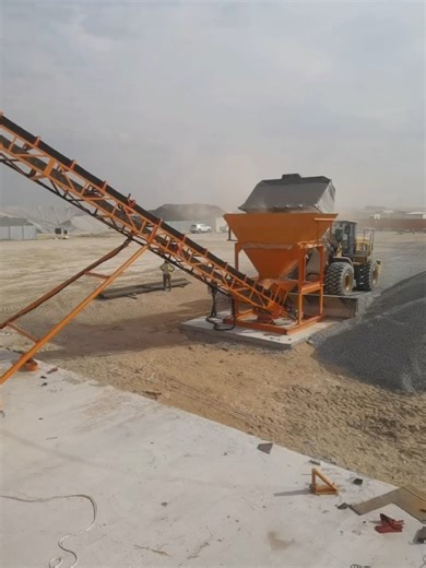 Efficient discharge, continuous concrete flow! 💪 This is the power of a professional batching plant — faster and more reliable construction! 🚧 #混凝土搅拌站 #施工现场 #工程机械 #建材设备 #混凝土 #ConcreteBatchingPlant #ConstructionSite #Machinery #Concrete #Engineering