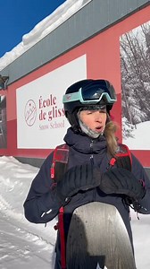 𝐂𝐨𝐧𝐧𝐚𝐢𝐬𝐬𝐞𝐳-𝐯𝐨𝐮𝐬 𝐥𝐞 𝐂𝐥𝐮𝐛 𝟒𝟐? 🤔🏂 Nommé d'après la légendaire piste 42, le Club est un programme multidisciplinaire conçu pour les skieurs et planchistes âgés de 9 ans et plus et vise le développement global des athlètes. 𝐕𝐞𝐧𝐞𝐳 𝐫𝐞𝐧𝐜𝐨𝐧𝐭𝐫𝐞𝐫 𝐥𝐞𝐬 𝐞𝐧𝐭𝐫𝐚𝐢̂𝐧𝐞𝐮𝐫𝐬, 𝐥'𝐚𝐦𝐛𝐚𝐬𝐬𝐚𝐝𝐫𝐢𝐜𝐞 𝐝𝐮 𝐩𝐫𝐨𝐠𝐫𝐚𝐦𝐦𝐞, 𝐞𝐭 𝐩𝐨𝐬𝐞𝐫 𝐯𝐨𝐬 𝐪𝐮𝐞𝐬𝐭𝐢𝐨𝐧𝐬 𝐝𝐞𝐦𝐚𝐢𝐧, 𝐥𝐞 𝐝𝐢𝐦𝐚𝐧𝐜𝐡𝐞 𝟑 𝐦𝐚𝐫𝐬 𝐝𝐞̀𝐬 𝟗 𝐡 𝟑𝟎 𝐚̀ 𝐥'𝐄́𝐜𝐨𝐥𝐞 𝐝𝐞 𝐠𝐥𝐢�