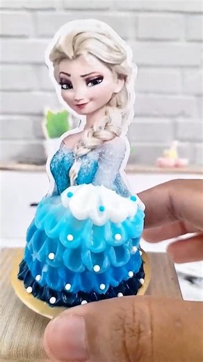 ❄️ Satisfying Elsa Miniature Cake Decorating | Frozen Inspired Art