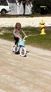 𝐔𝐍𝐒𝐓𝐎𝐏𝐏𝐀𝐁𝐋𝐄! 20 minutes of practice & no training wheels! #AvaStrong | Baby Ava Updates