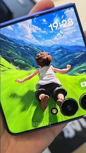 Why Your Galaxy Z Flip7 Cover Screen is BORING and How to Fix It with Awesome Wallpapers