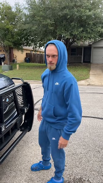 POV: You drive a diesel.. If these aint true then i dont know what it is😳🤪#fyp#pov#diesel#babypowerstroke#powerstroke#ford#blockheater#f150diesel#liftedtrucks#f150#trucks#girl#povyoudriveadiesel#rollingcoal