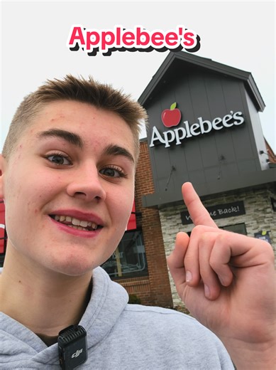 Solo Lunch Experience at Applebee's