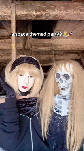 How do you host a space-themed party? 🧑‍🚀🚀