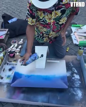 Apple iMac Gets A MAKEOVER On The Streets Of Rome! 👀 | VTRND