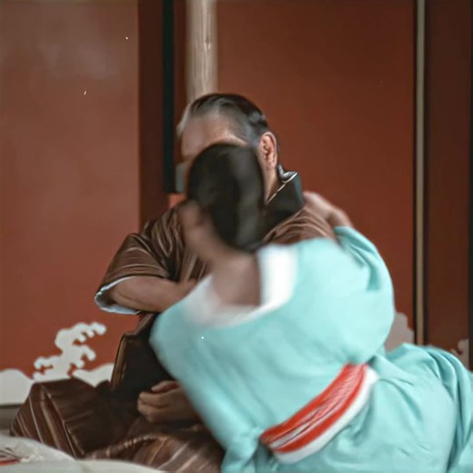 Un film japonais au sujet audacieux, dévoilant avec rage la vie tragique d'une famille de geishas, avec une fin insupportable à regarder#filmclips #tik_tok #foryoupage❤️❤️