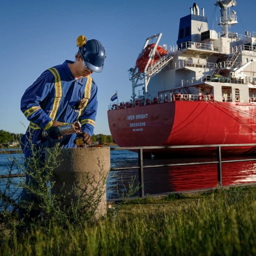 Did you know that our Sarnia refinery has been contributing to Ontario’s fuel supply for 70 years? 500 employees and contractors work at the 85,000 barrel a day operation. Learn more: http://suncor.co/61805v6SE | Suncor