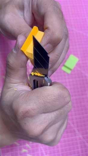 Cutting Orange Sticky Notes In Hand #asmr #satisfying