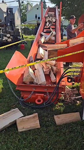 Running the 22-22 in Boonville! | Blockbuster Firewood Processors