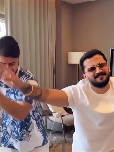 You look mummy daddy 😚#rajabfamily #rajab #foryoupage #trandingsong #fvpシ♡