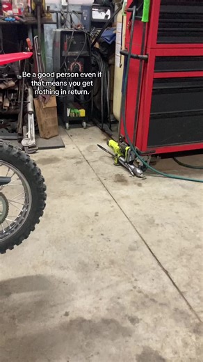 Be the good cuz you never know what someone is going through #fypシ #bekind #trending #blowup #viral