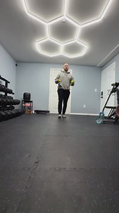 Underrated tool for elite hands 🎾 Soft hands make you a better lacrosse player. Hands down. Tennis ball drills force: • Better touch • Faster reaction • Cleaner catches • Real hand-eye coordination Simple. Effective. Done at home. The best players master the basics. 👉 Try it tonight. #28dayseries #reign #lacrosse | Reign Lacrosse Club