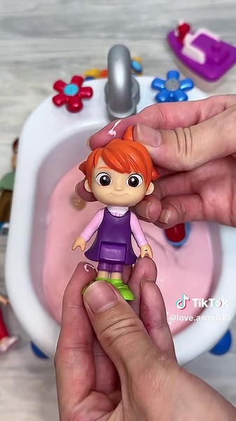 Cocomelon ASMR Slime Experience for Kids