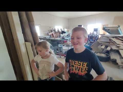 Farm & Family Update: House Floors, Corn Progress, and Ruthie’s Eye 👀🌽🏡