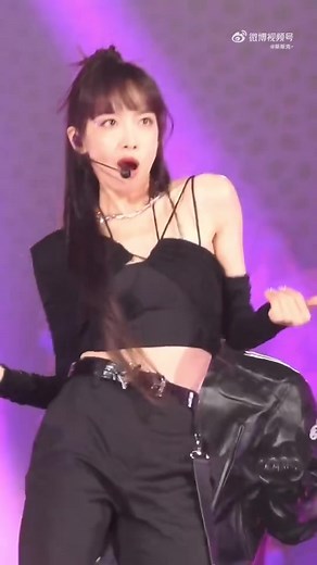 Victoria Song “Take Action” stage performance ❤️‍🔥⚡️ #victoriasong #victoria #songqian #宋茜 #빅토리아 #victoriafx #fx #fxkpop #cdrama #victoriasongqian #kpop #idol #cpopedit #cdramas #chinese #fyp #viral #cdramafyp #fypage #douyin #dy