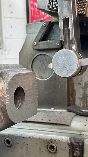40K views · 704 reactions | Vertical shaping using the automatic downfeed mechanism on the G&E. I’m using this feature to easily clean up the faces of both ends of our Hardtail vise dynamic jaw body. #abom79 #machineshop #manualmachining #manualmachinist #manufacturing #cncmachining #vintagemachines #oldtools #machinisttools #precisiontools #shaper #metalshaper #geshaper #hardtailvise #vise #oldschoolmachining | Abom79 | Facebook
