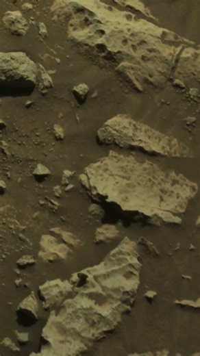 Sol 1,678: This Navcam shot proves Mars never needed life to be extraordinary 😳🔴 #mars