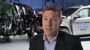 Some Gigantic SUVs Aren't as Safe as You Think, Says IIHS Crash Tests