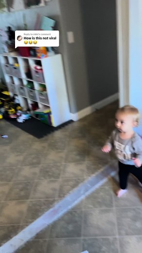 Replying to @nikki lol here’s the full video from my instagram 😂 DISCLAIMER: i had no idea she’d react like that because this was not her first interaction with the Lorax (my sister). She was previously giggling but then got spooked when the Lorax got closer to her. We did not purposely scare her, it was just “luck” i was recording already lol #halloween #thelorax #scaredbaby #funnycostumes