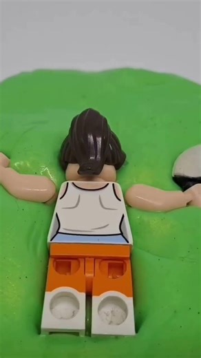 Lego Chell’s last portal