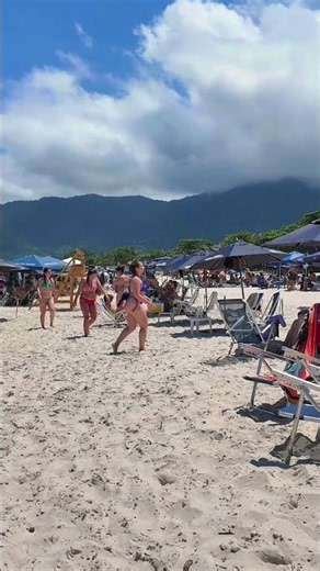 🇧🇷 Maresias Beach a Hot Day in Brazil
