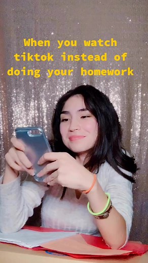 Procrastination at its finest. I’ll rather film a tiktok video then do my homework. #ripped #homework #procastinating #tiktok #fyp #foryoupage #foryou