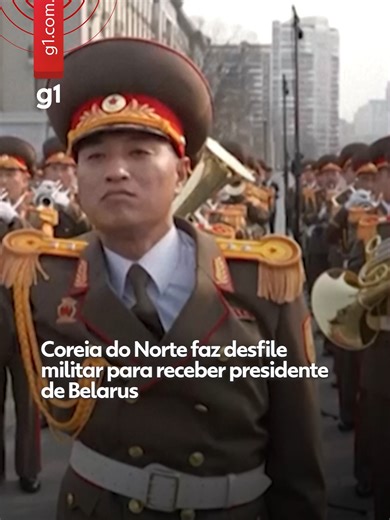 Em #Pyongyang - O líder da Coreia do Norte, Kim Jong-un, se reuniu nesta quarta-feira (25) com o presidente de Belarus, Alexander Lukashenko. O encontro teve um grande desfile militar, em um gesto de aproximação entre dois aliados do presidente da Rússia, Vladimir Putin. Kim recebeu Lukashenko com um abraço e organizou uma cerimônia com soldados enfileirados, cavalaria e salva de tiros. Crianças com bandeiras saudaram a chegada no aeroporto. Depois, Lukashenko foi filmado depositando flores dian