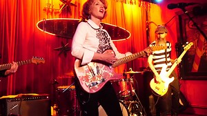 6/10/2017 - Live from The Continental Club in Austin TX. (w/ Derek O'Brien-gtr, Jay Moeller-drums, Ronnie James-bass) | Sue Foley