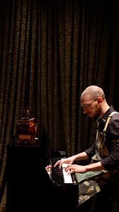 🥃Old Fashioned week at Nightjar Carnaby presents an exclusive collaboration with @woodfordreserve_uk! Experience the iconic flavours of this exceptional bourbon with a creative cocktail twist that only Nightjar can deliver. Join us for an evening of bold sips and unforgettable atmospheres. 🥃✨ #NightjarCarnaby #WoodfordReserve #Nightjar #carnaby #oldfashioned #oldfashionedcocktail #oldfashionedweek | Nightjar